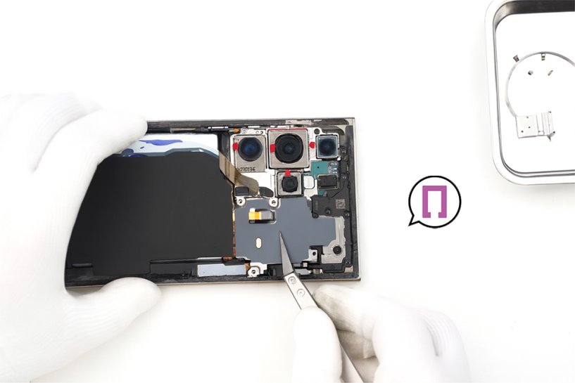 Мастер разбирает samsung s24 ultra