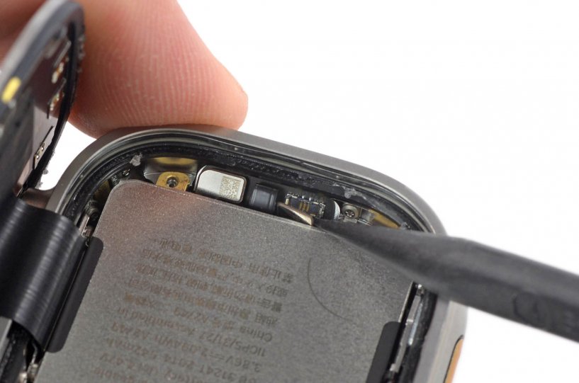 Отключение аккумулятора Apple Watch Ultra